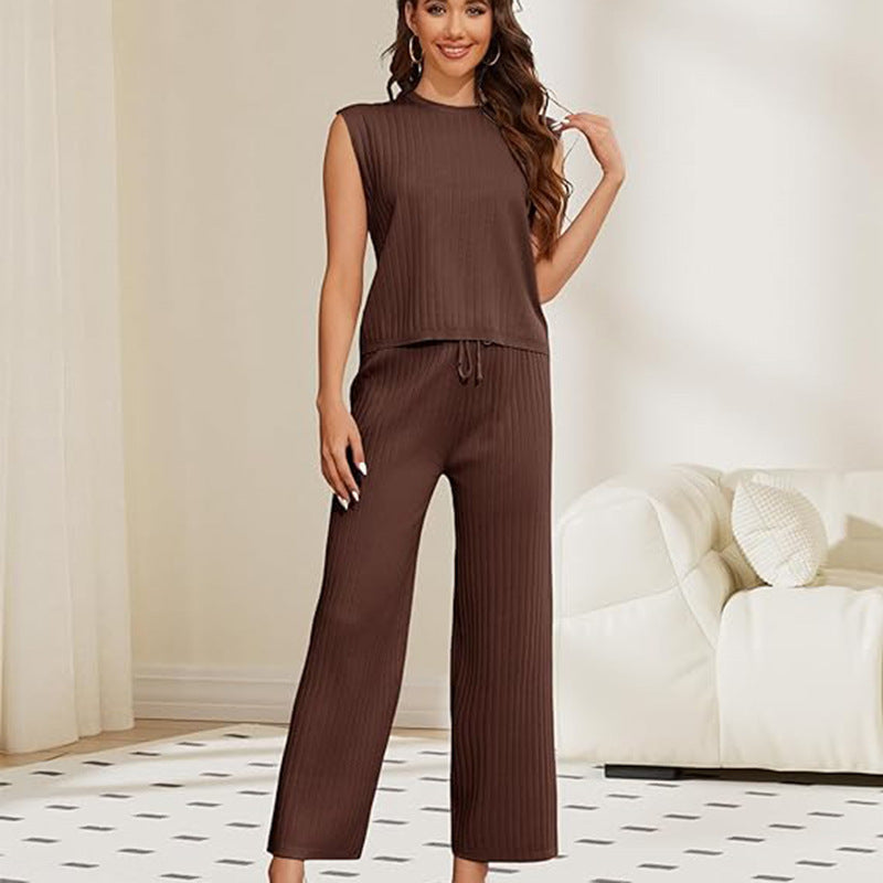 Ensemble sans manches et pantalon taille haute